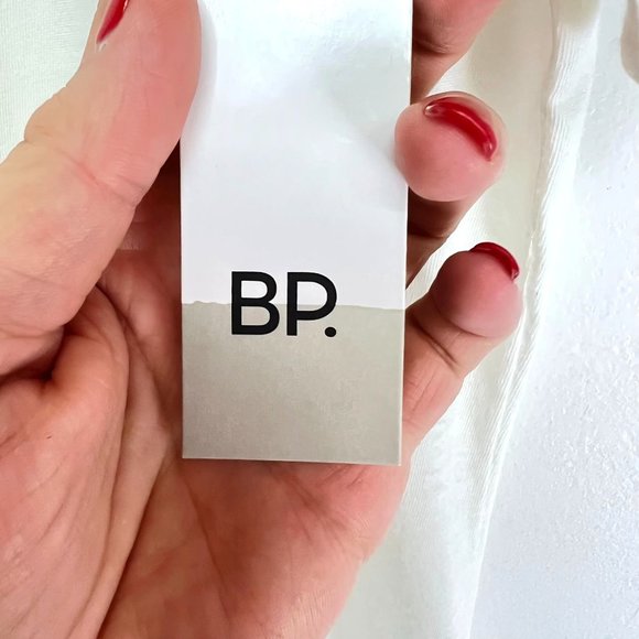 NWT BP Empowerment Short Sleeve Crew Neck Graphic T-Shirt White Women's Size XS - Picture 6 of 9